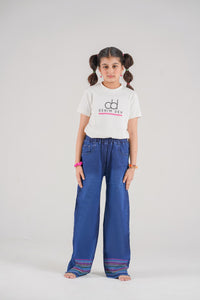 Wide leg jeans for boys aged 9-14 years by Denimden, showing a classic fit with a stylish wide-leg design.